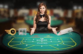 Three Card Poker di studio live juantoto dengan dealer profesional
